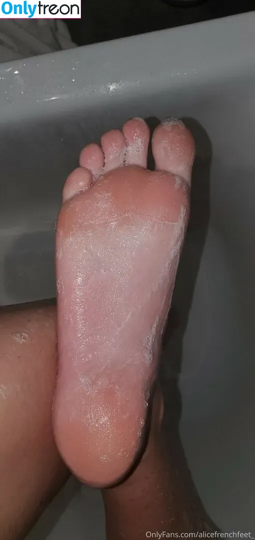 alicefrenchfeet nude photo #0059 (alice.frenchfeet)