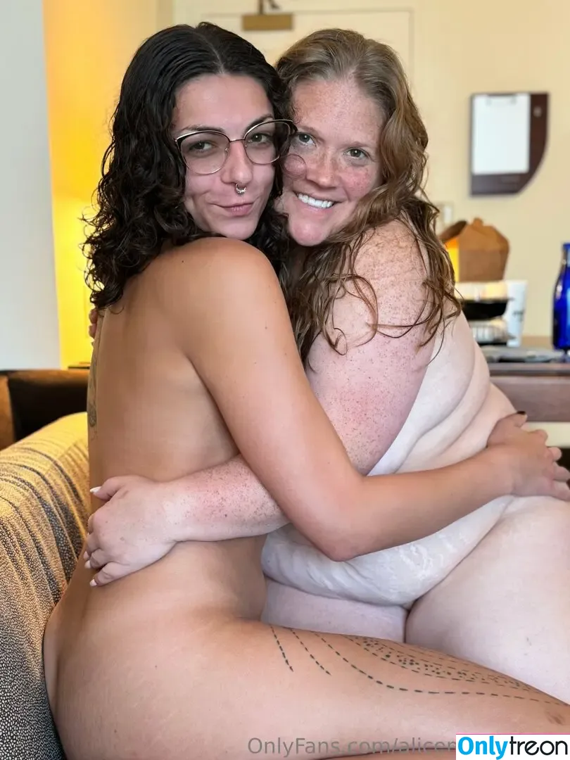 alicenw0ndrland nude photo #0038 (alicenw0ndrland)