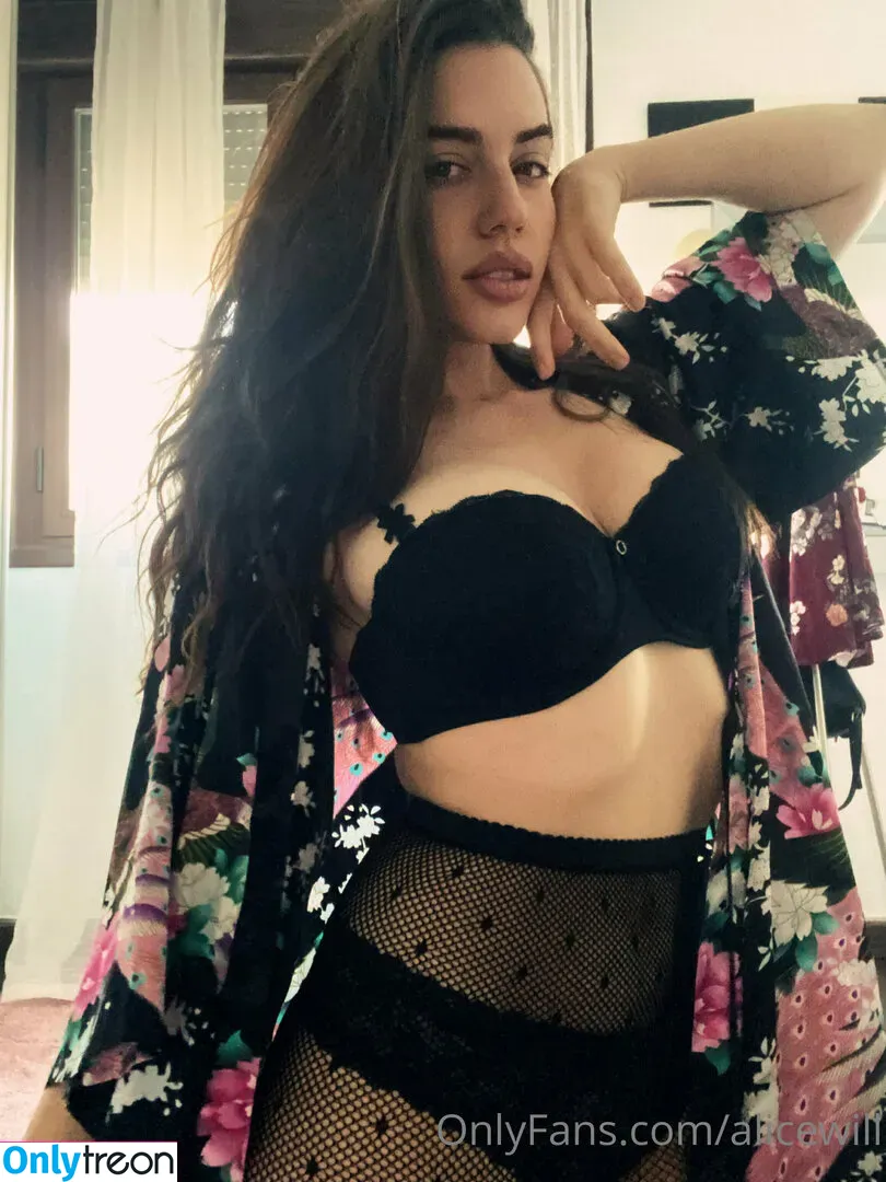 Alicewill nude photo #0111 (alicewill22)