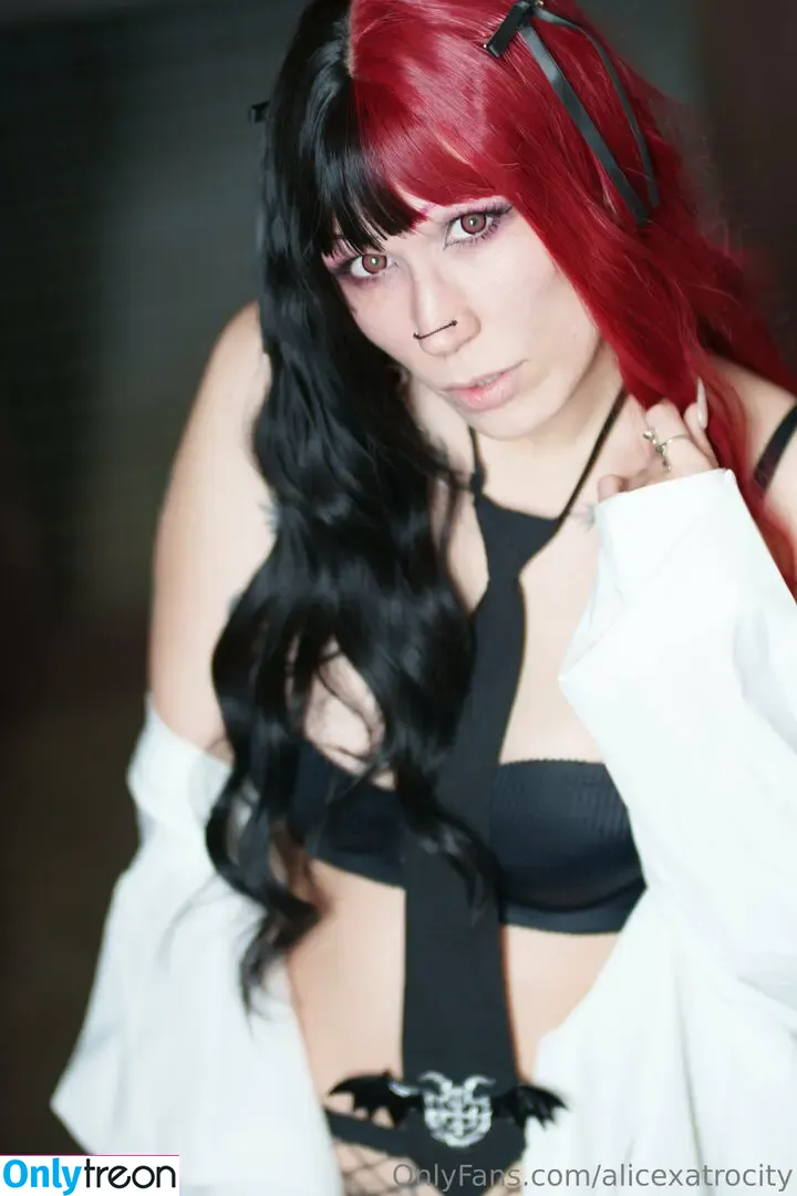 alicexatrocity nude photo #0068 (alicexatrocity)