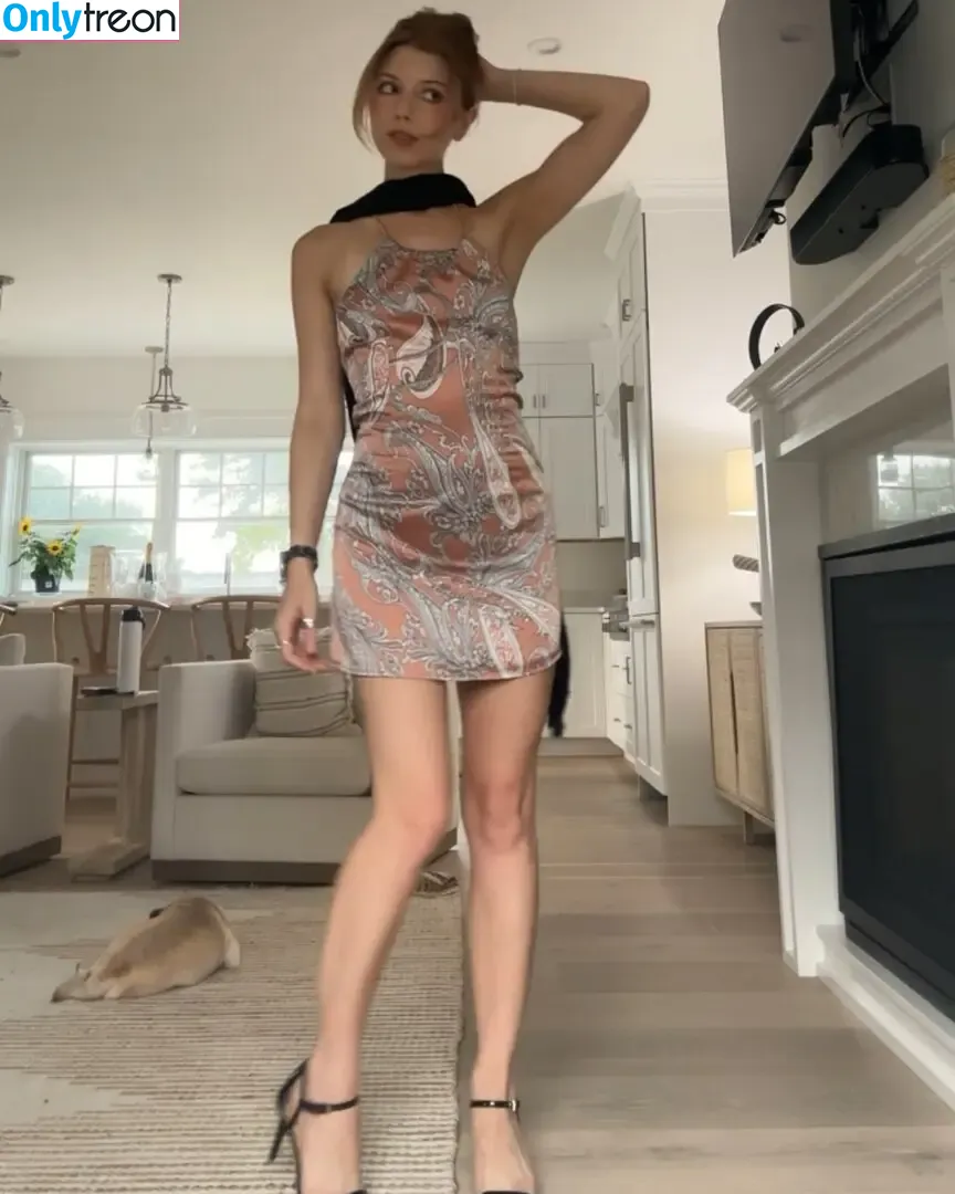 Alicia Quinn - aliciavquinn nude photo #0010 (aliciasacramonequinn)