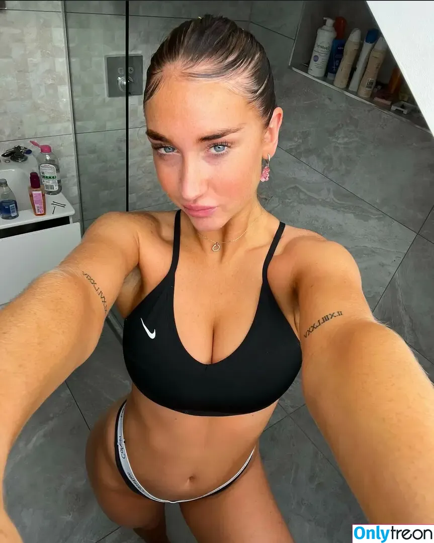 Alicia.scholesx nude photo #0012 (Alicia.scholesx)