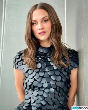 Alicia Vikander / aliciavikanderdaily nude photo #0550