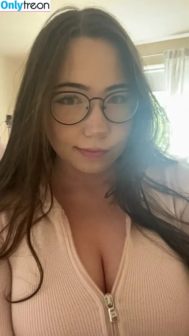 AliciaJade nude photo #0194 (aliciaisjade / aliciawaldner)
