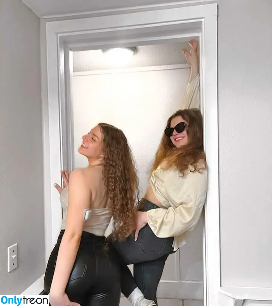 Alifantistwins nude photo #0012 (Mira.alifantis / Monica.alifantis / sergis_twins)