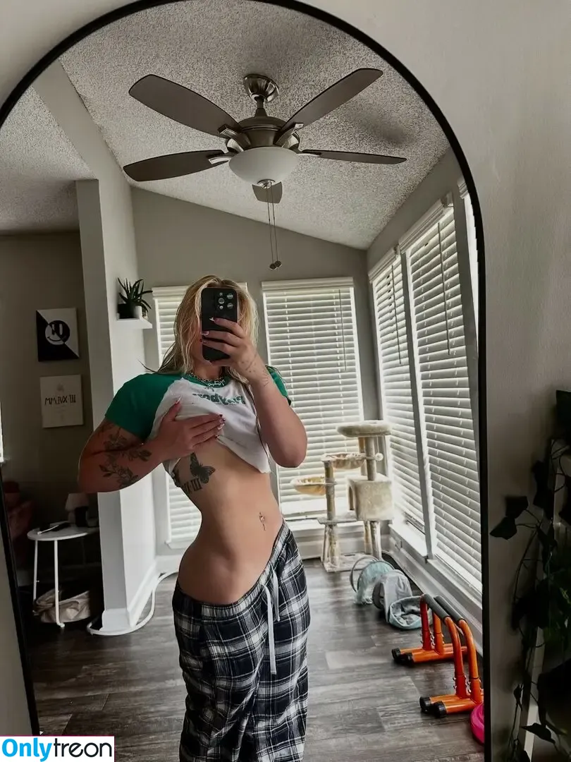 Alilangert nude photo #0030 (Ali Langert / alilangert01)