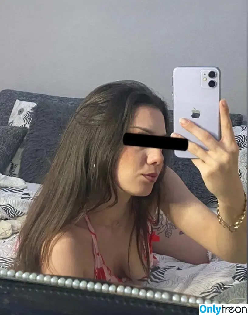 Alina Altona nude photo #0003 (alina770 / alinaaltona)