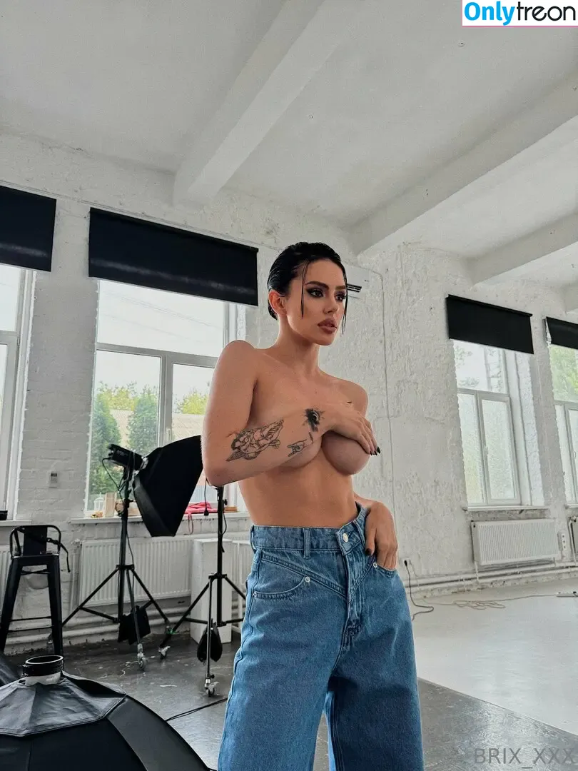 Alina Muronets nude photo #0024 (alinamorettixxx / muronetssss)