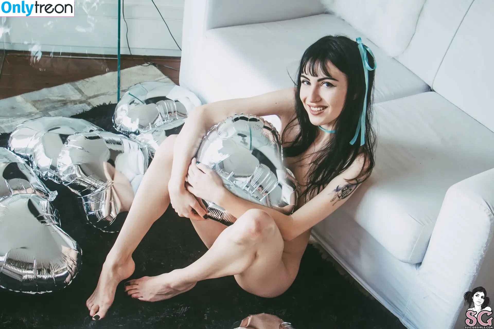 alineem nude photo #0022 (alineem_)