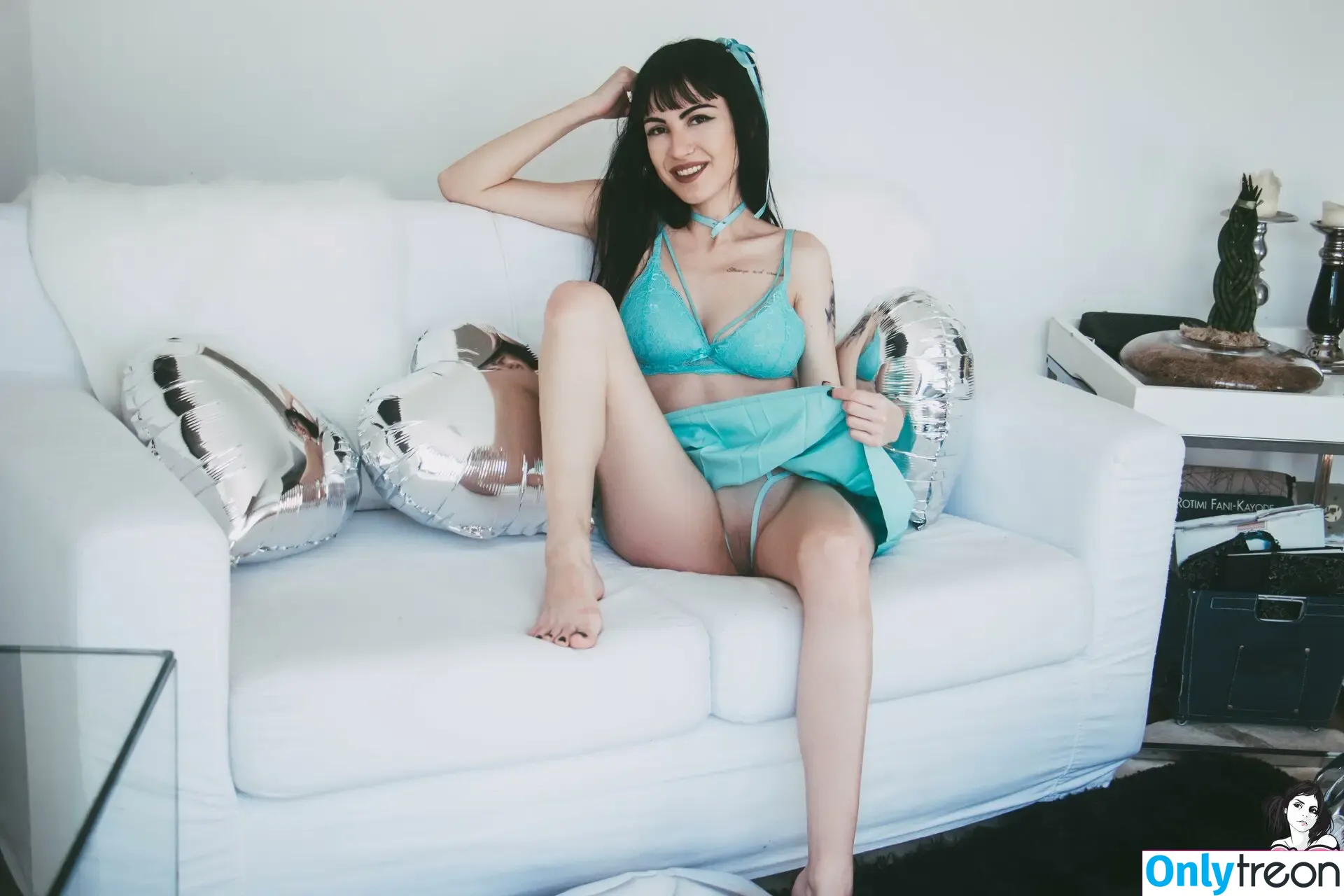 alineem nude photo #0028 (alineem_)