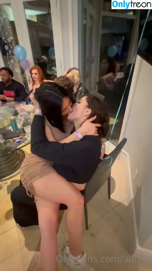 Alinity nude photo #2106 (alinitydivine)