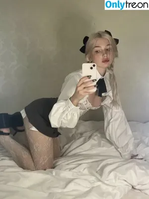 alisatvoya / alireons / realalisa / Алиса Твоя nude photo #0040