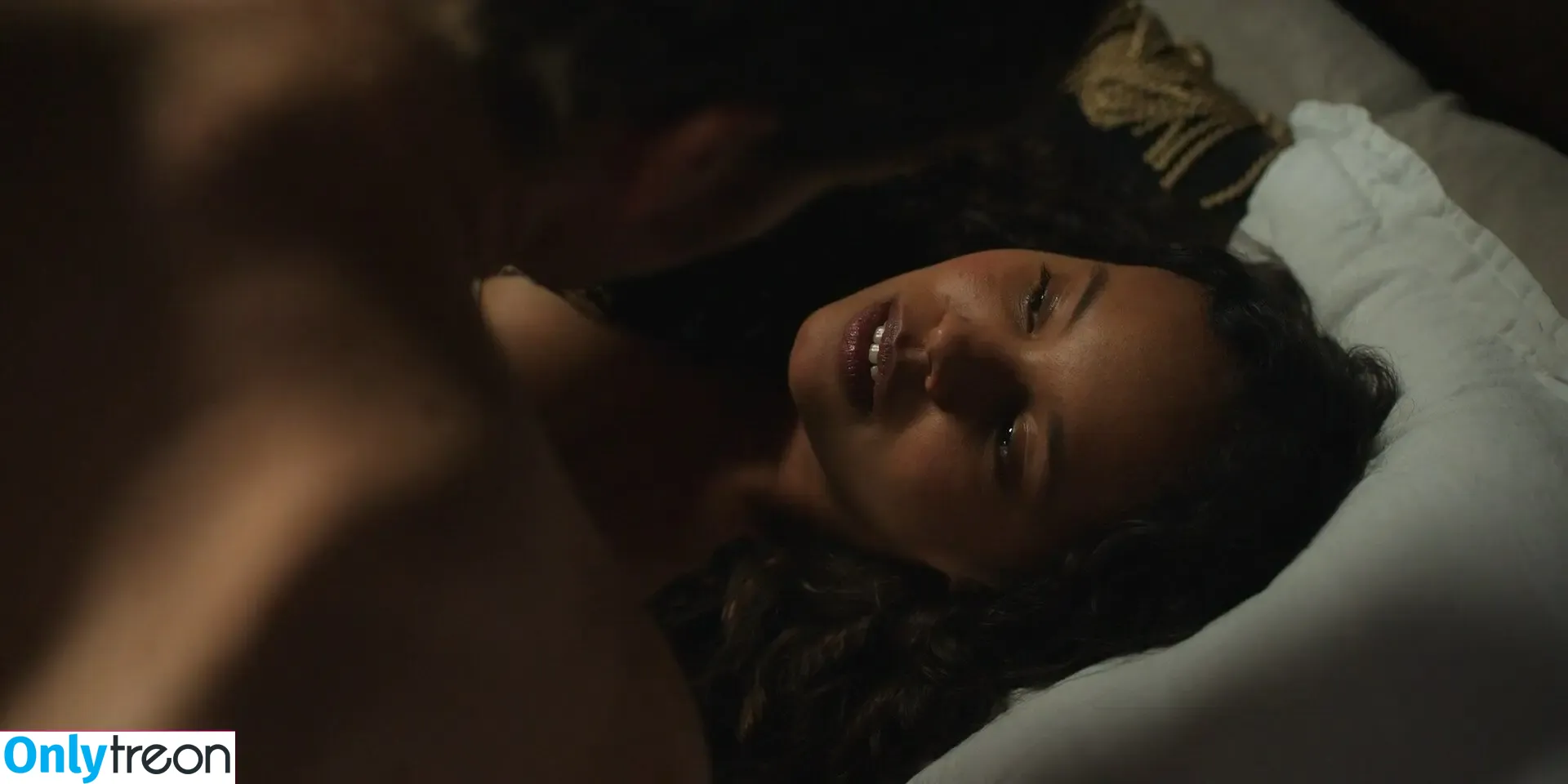 Alisha Boe nude photo #0151 (alishaboe)