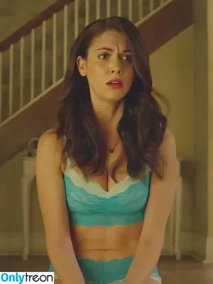 Alison Brie / alisonbrie nude photo #0006