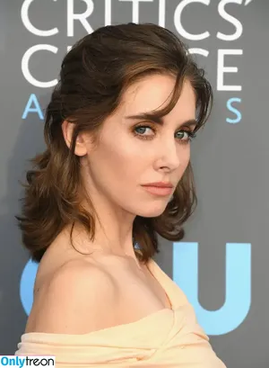 Alison Brie / alisonbrie nude photo #0165