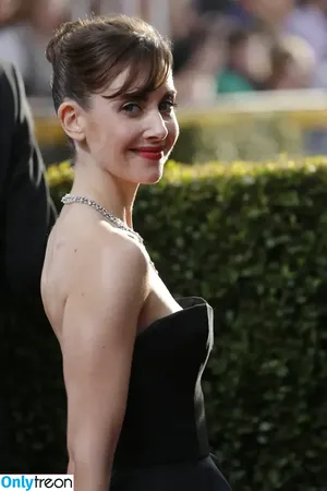 Alison Brie / alisonbrie nude photo #0168