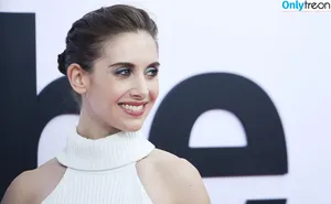 Alison Brie / alisonbrie nude photo #0171