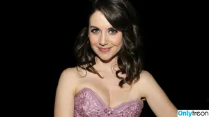 Alison Brie / alisonbrie nude photo #0242