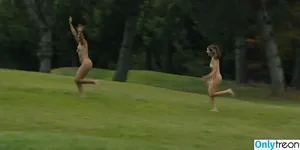 Alison Brie / alisonbrie nude photo #0316