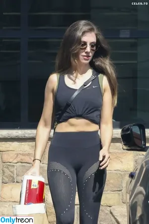 Alison Brie / alisonbrie nude photo #0475