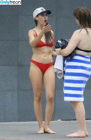 Alison Brie / alisonbrie nude photo #0516