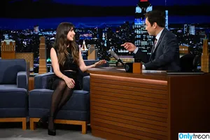 Alison Brie / alisonbrie nude photo #0720