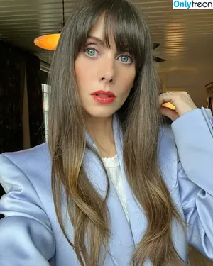 Alison Brie / alisonbrie nude photo #0732