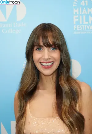 Alison Brie / alisonbrie nude photo #0782