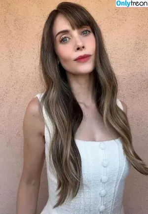Alison Brie / alisonbrie nude photo #0790