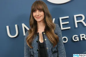 Alison Brie / alisonbrie nude photo #0805