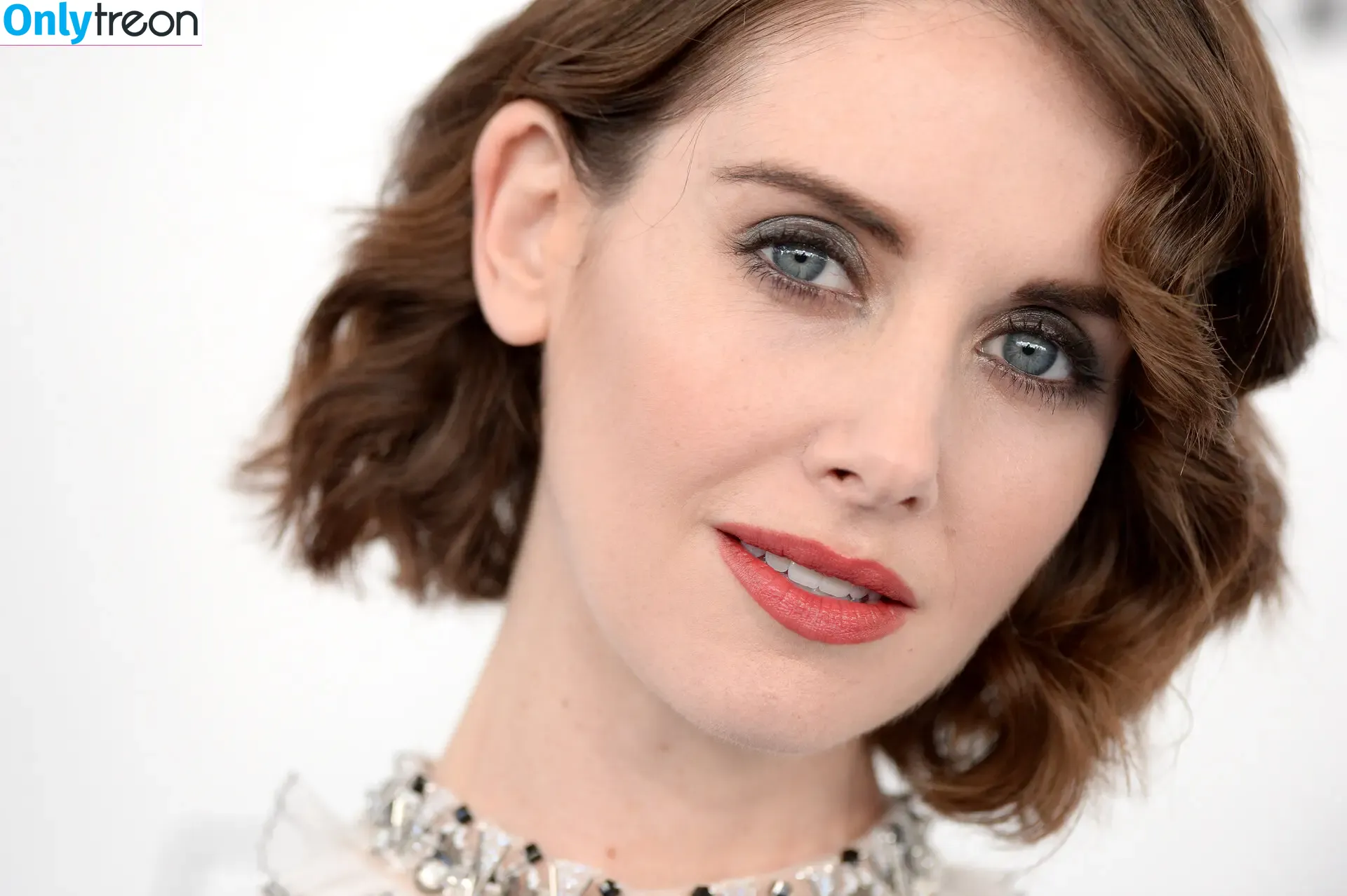 Alison Brie nude photo #0162 (alisonbrie)
