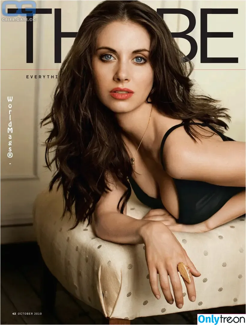 Alison Brie nude photo #0230 (alisonbrie)