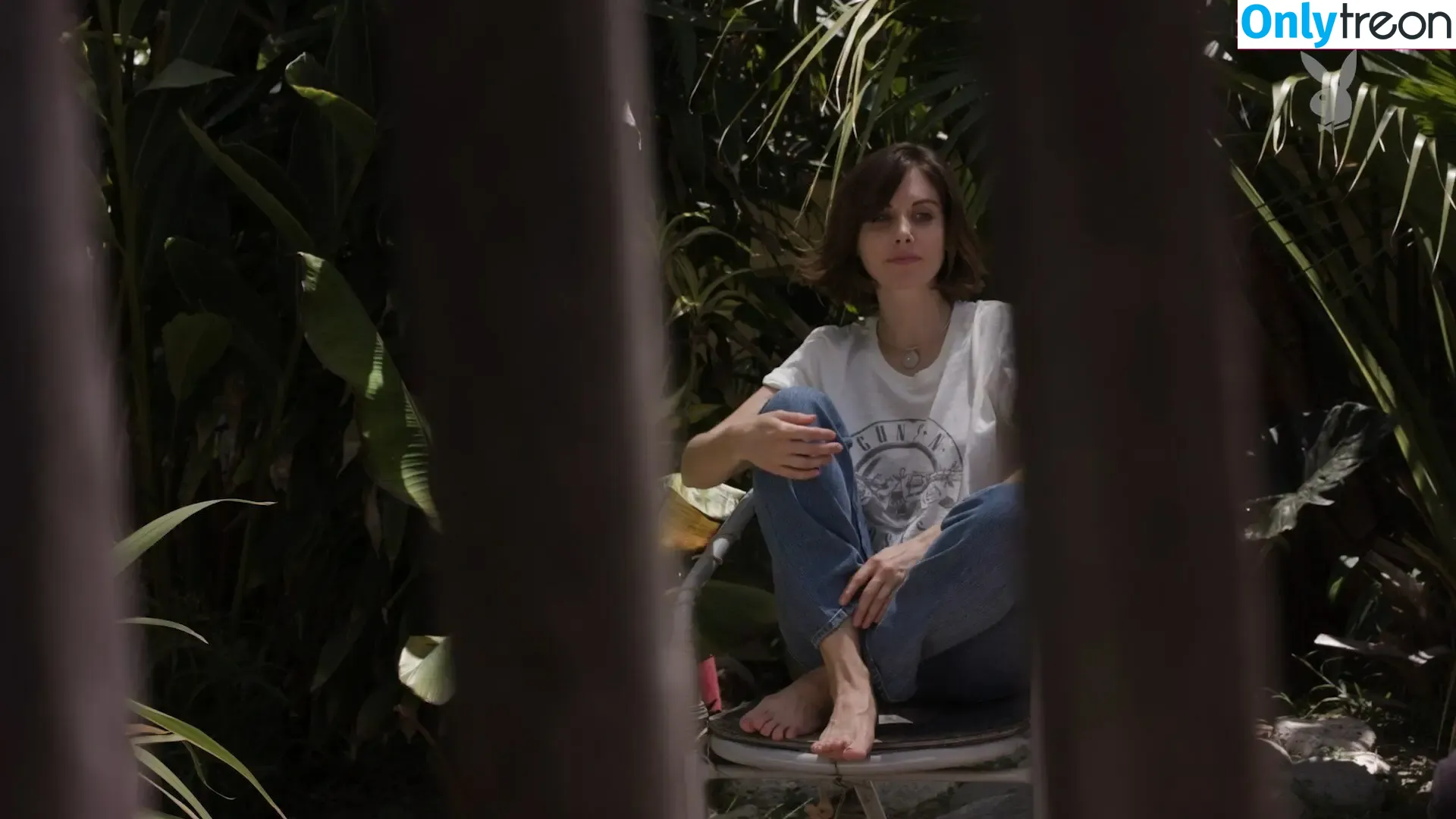 Alison Brie nude photo #0340 (alisonbrie)