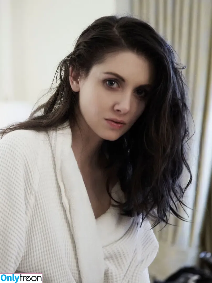 Alison Brie nude photo #0448 (alisonbrie)