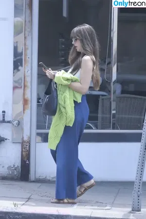 Alison Brie / alisonbrie nude photo #1035