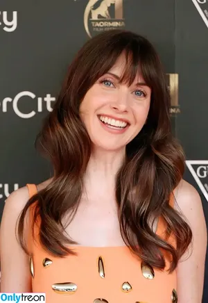 Alison Brie / alisonbrie nude photo #1540
