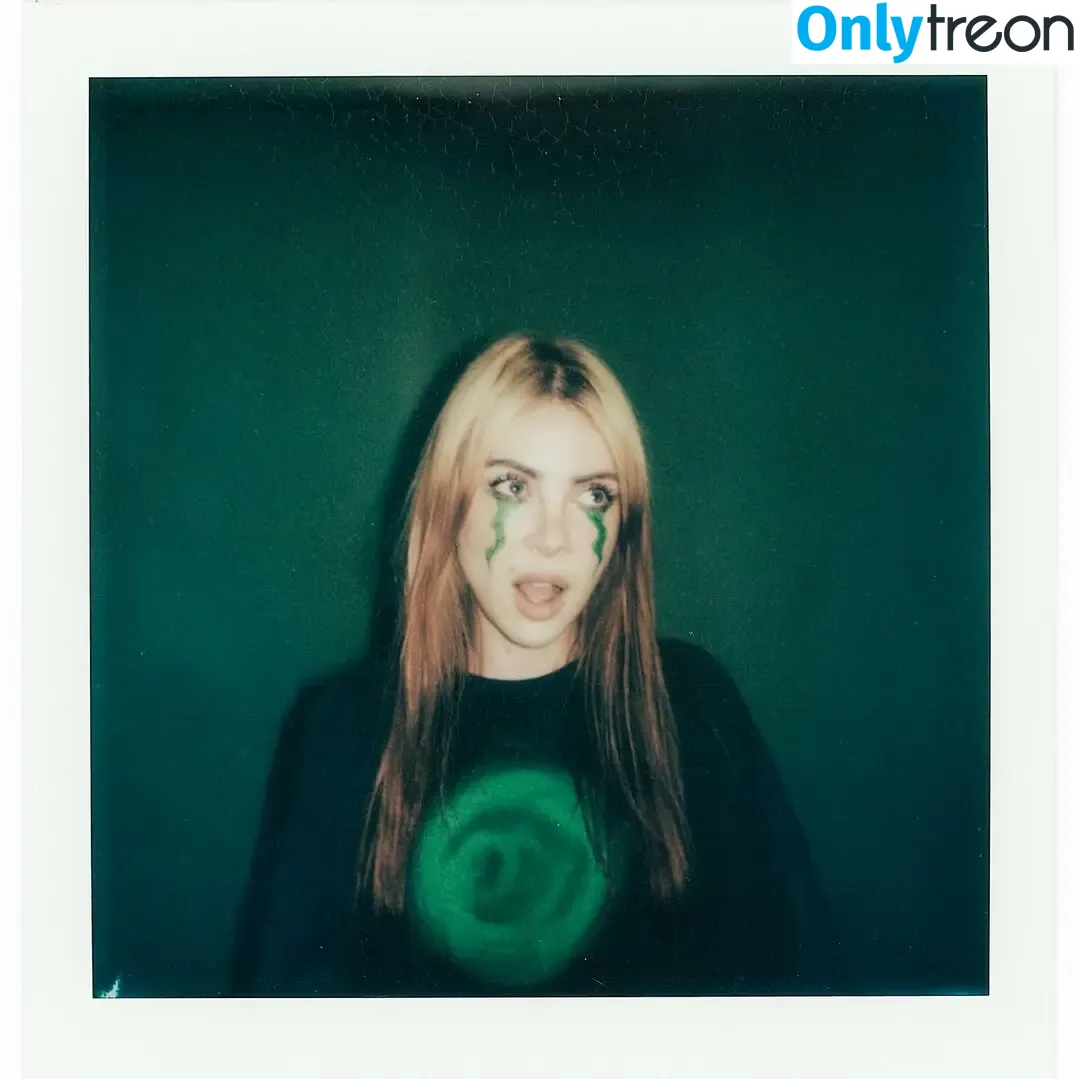 Alison Wonderland nude photo #0141 (alisonwonderland / allywonder)