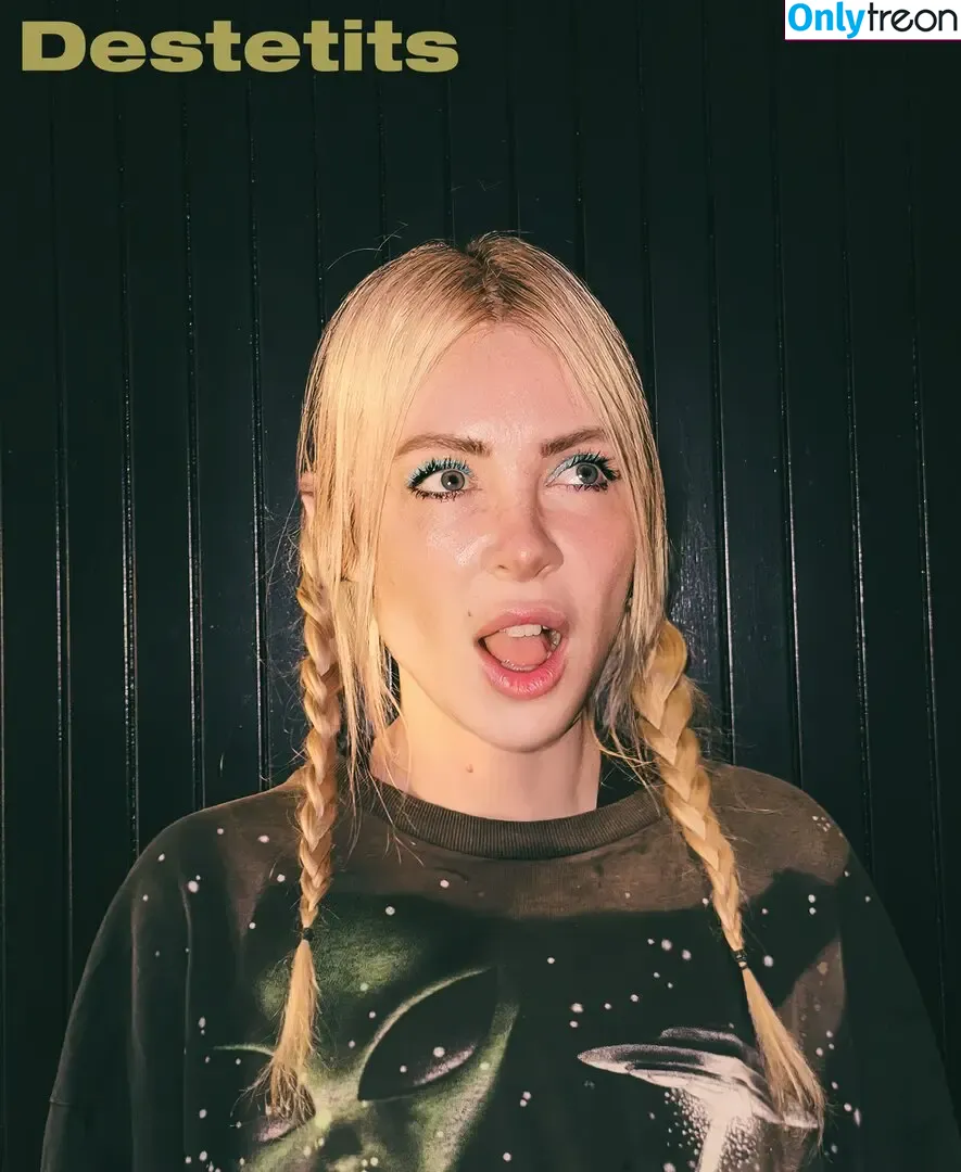 Alison Wonderland nude photo #0159 (alisonwonderland / allywonder)