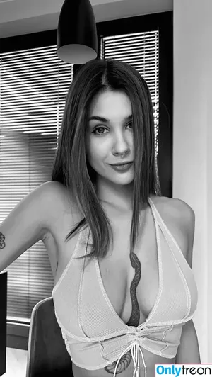 aliss.foxy / aliss.foxyy nude photo #0125