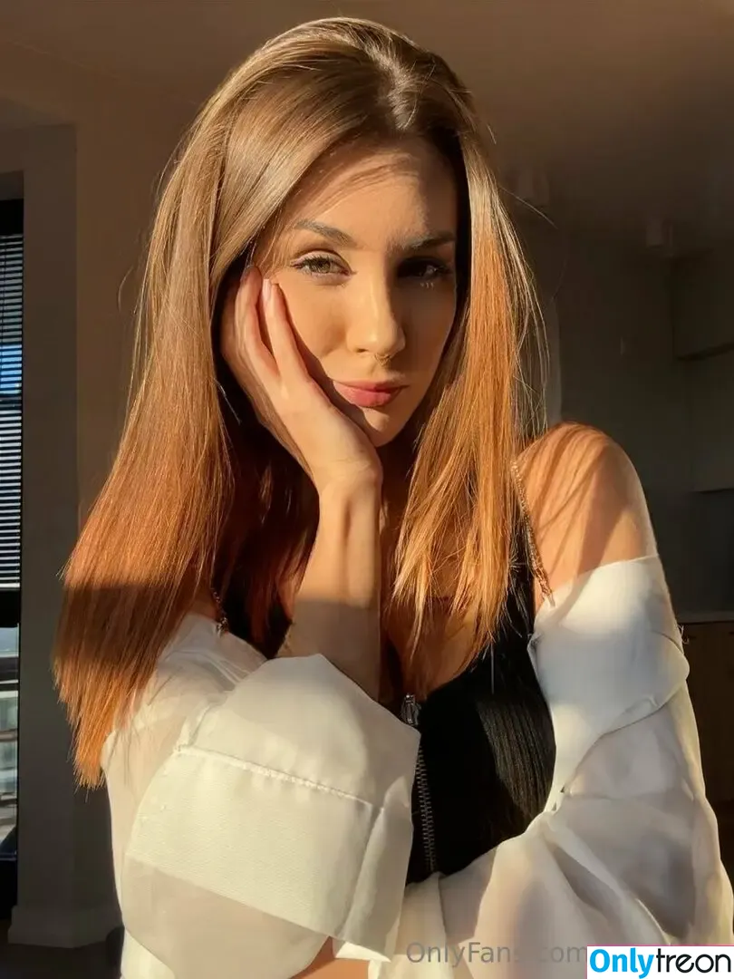 aliss.foxy nude photo #0089 (aliss.foxyy)