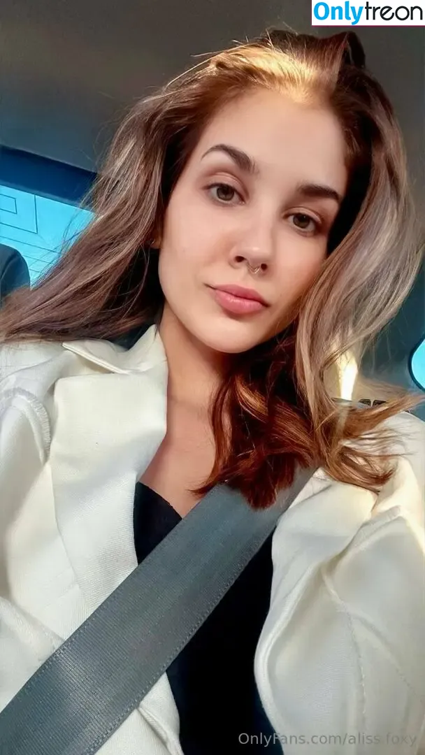 aliss.foxy nude photo #0129 (aliss.foxyy)