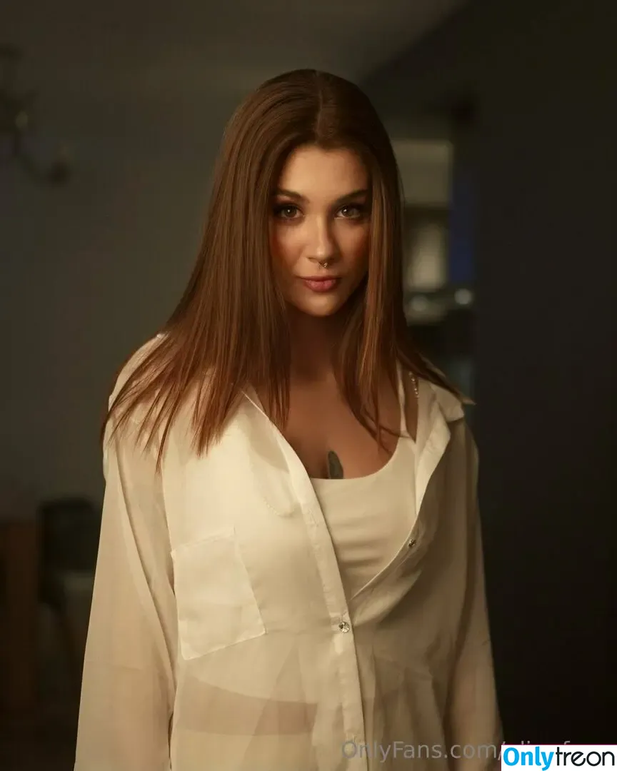 aliss.foxy nude photo #0137 (aliss.foxyy)