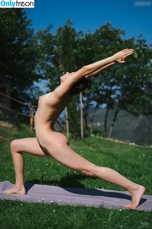 Alissa Foxy / Victoria Garin / alissa__foxy / alissa_foxy nude photo #3884