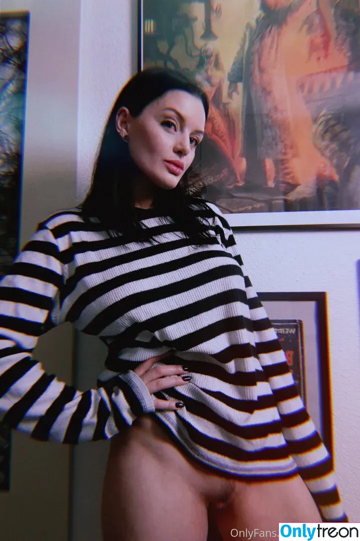 Alissa Noir nude photo #0030 (AlissaNoir / alissa_noir)