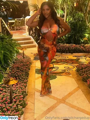 Allchargedup / Ashley Christen / sashafoxyy / toned_ash nude photo #0134