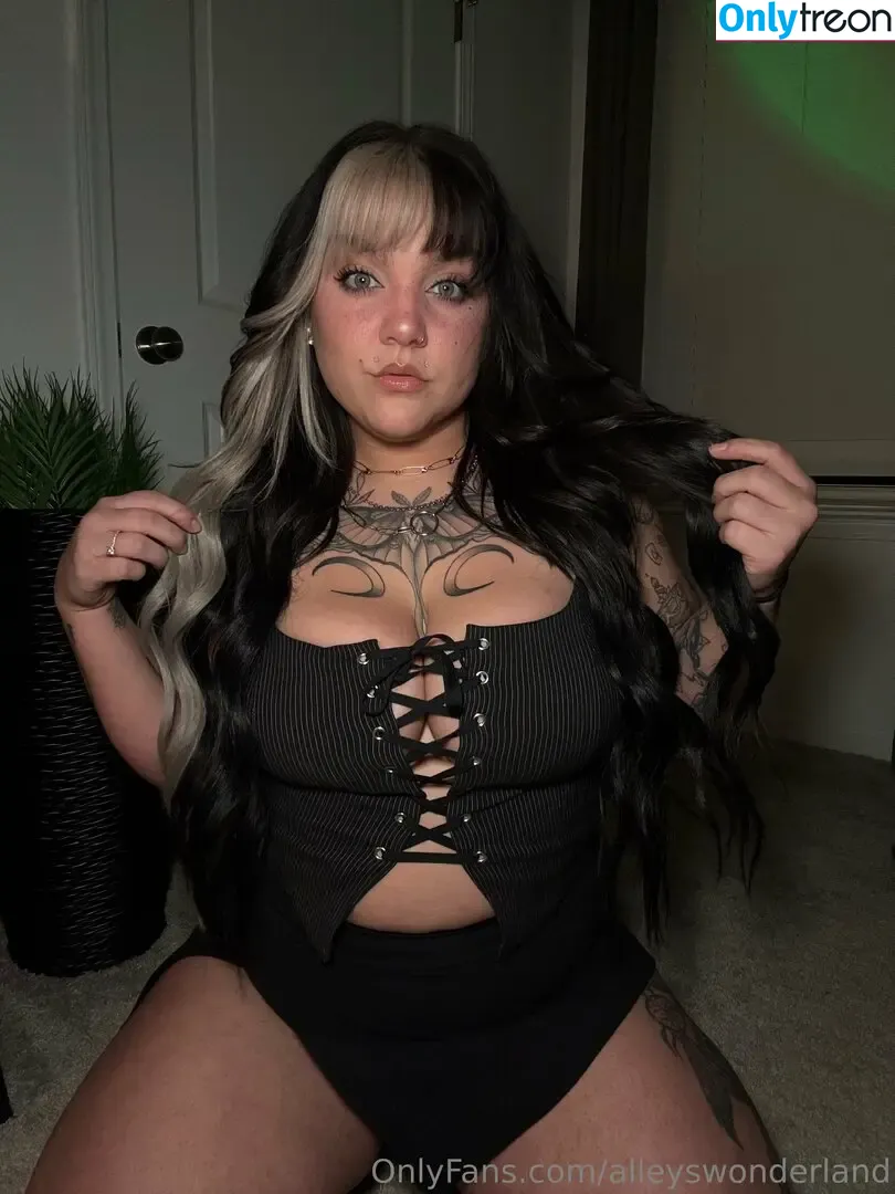 alleyswonderland nude photo #0080 (alleyswonderlandxo)