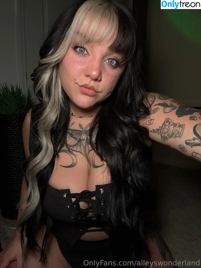 alleyswonderland nude photo #0082 (alleyswonderlandxo)