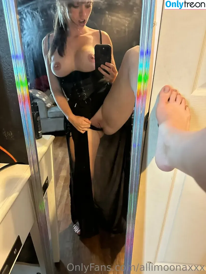 allimoonaxxx nude photo #0321 (AlliMoona / alli.moona / allimoona04)