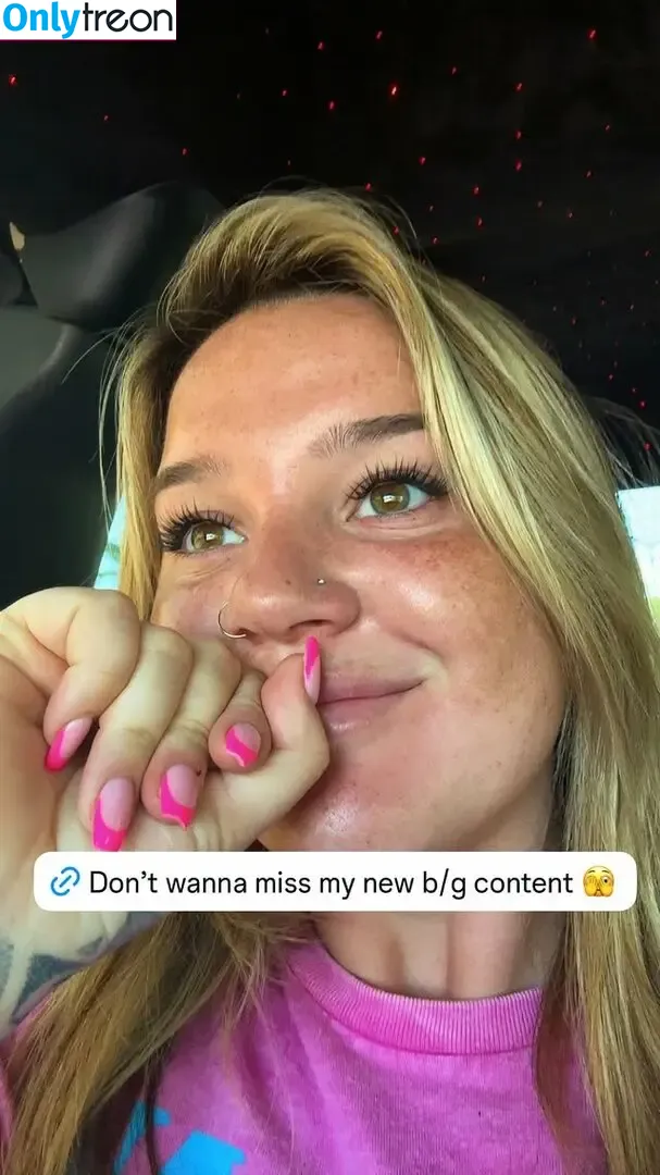 Allisean nude photo #0015 (allisean_ / biggtittiee)