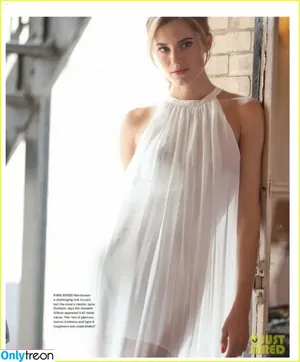 Allison Williams / aw nude photo #0052